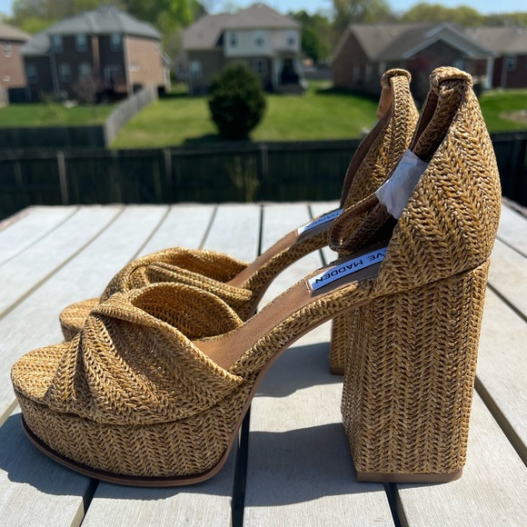 Steve Madden Solve Natural Raffia Heeled Sandals - Picture 2 of 8